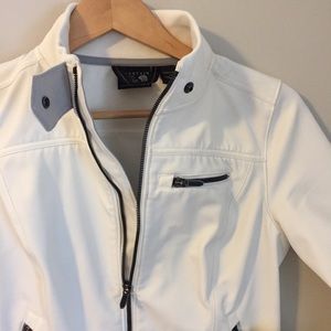 Mountain Hardwear softshell